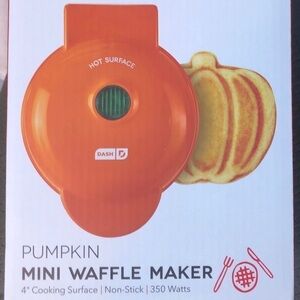Dash Mini Waffle Maker Machine Pumpkin Shaped